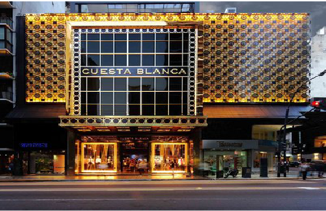 宾阳门头设计与商业空间的纽带。